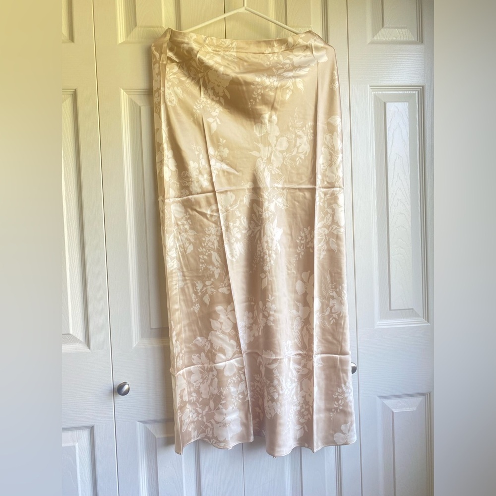 New Reformation Beba Silk Two Pieces Set - Picture 11 of 15